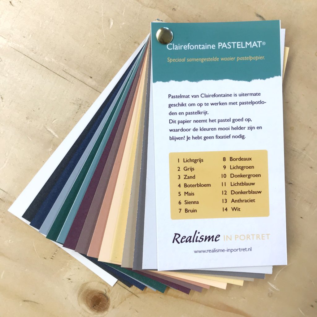 pastelmat kleurenwaaier